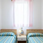 2 Bedroom Gorgeous In Appartamento